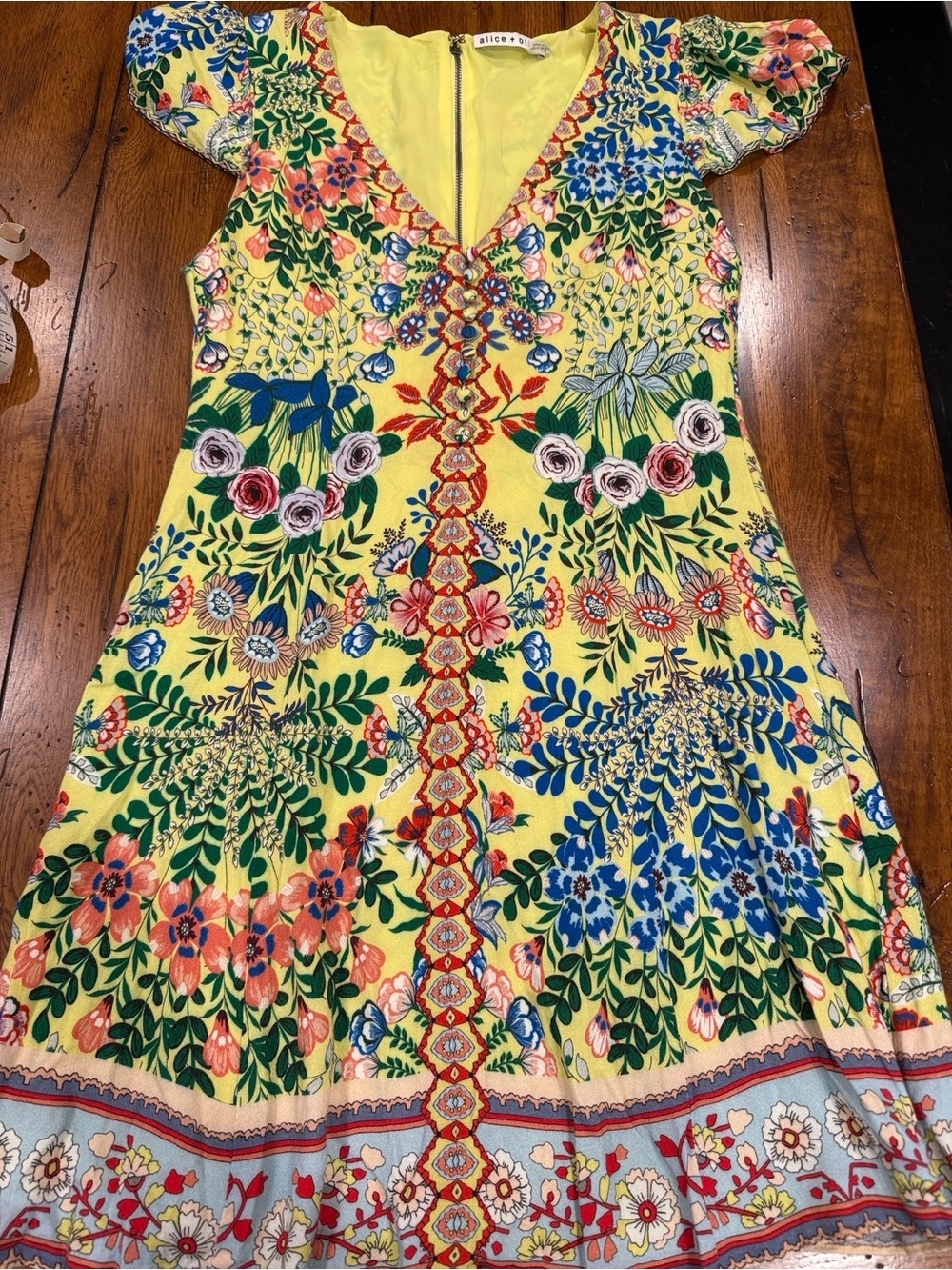 Alice + Olivia Hadley Yellow Floral Mini Fit & Flare Dress Size 6 - Picture 9 of 9